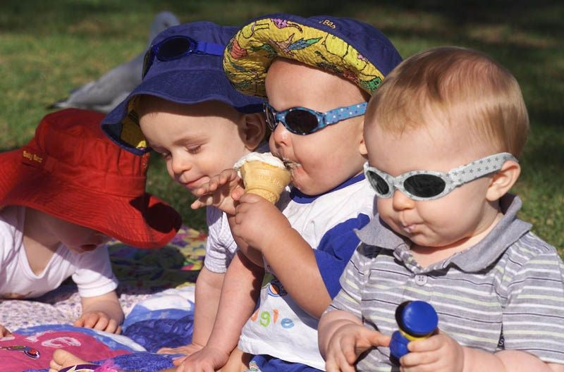 Gafas de sol con protección UV Dooky BabyBanz Blue Stars
