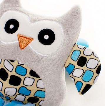 Juguete de peluche para cochecito/cuna 4Baby SQUEEZE Búhos Azules